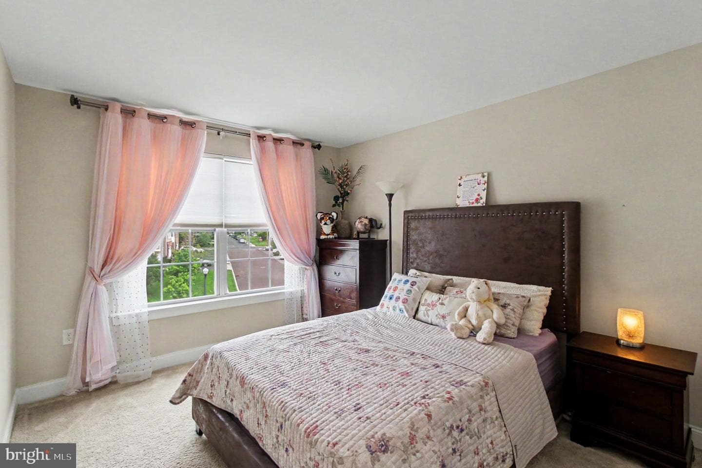 100 Arlington Ln photo 19