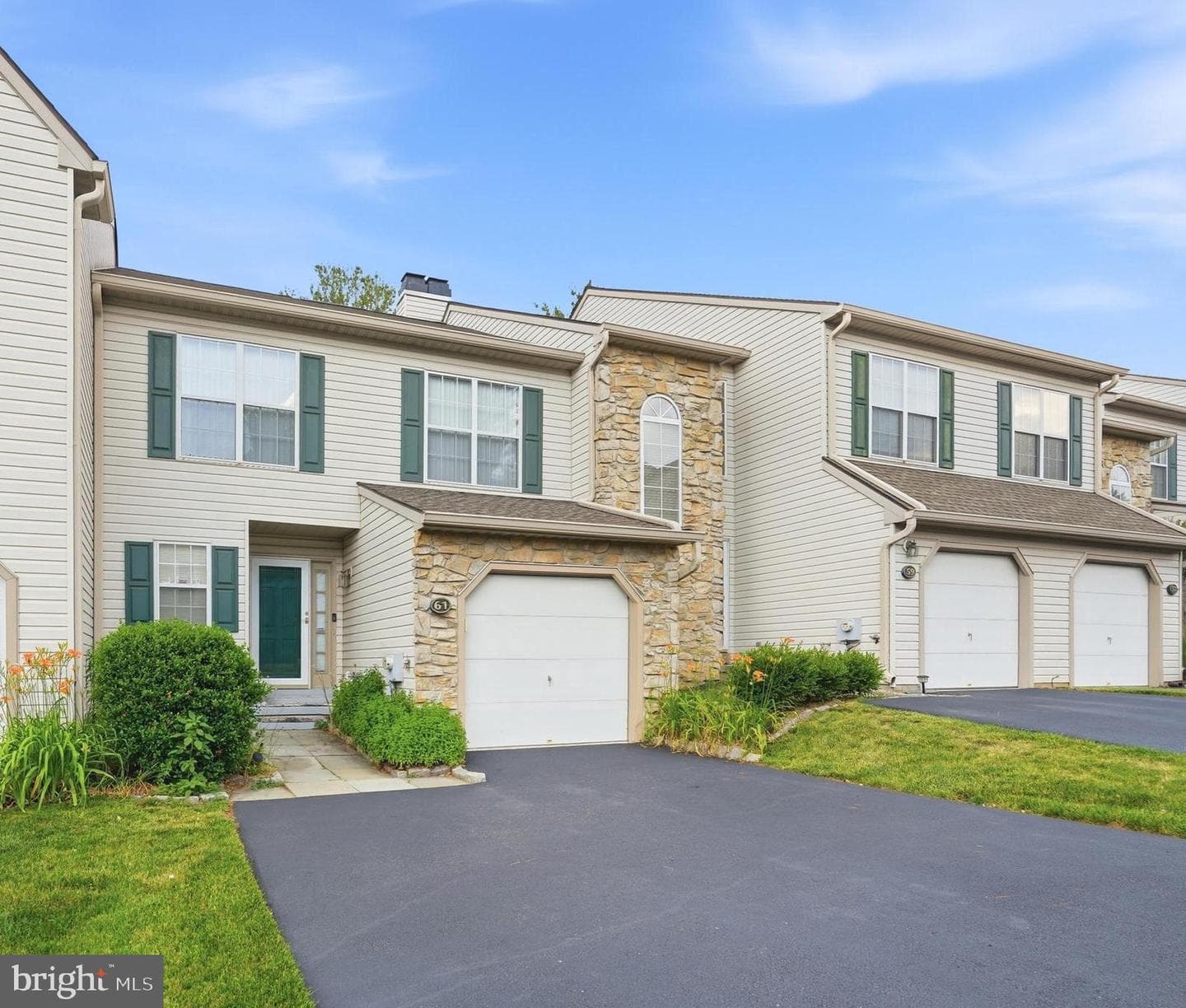 61 Hampton Court, Norristown