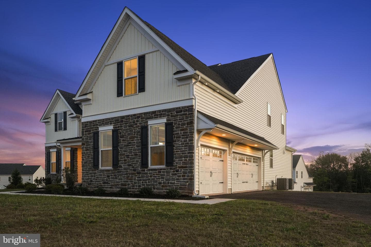 409 Longview Drive photo 4