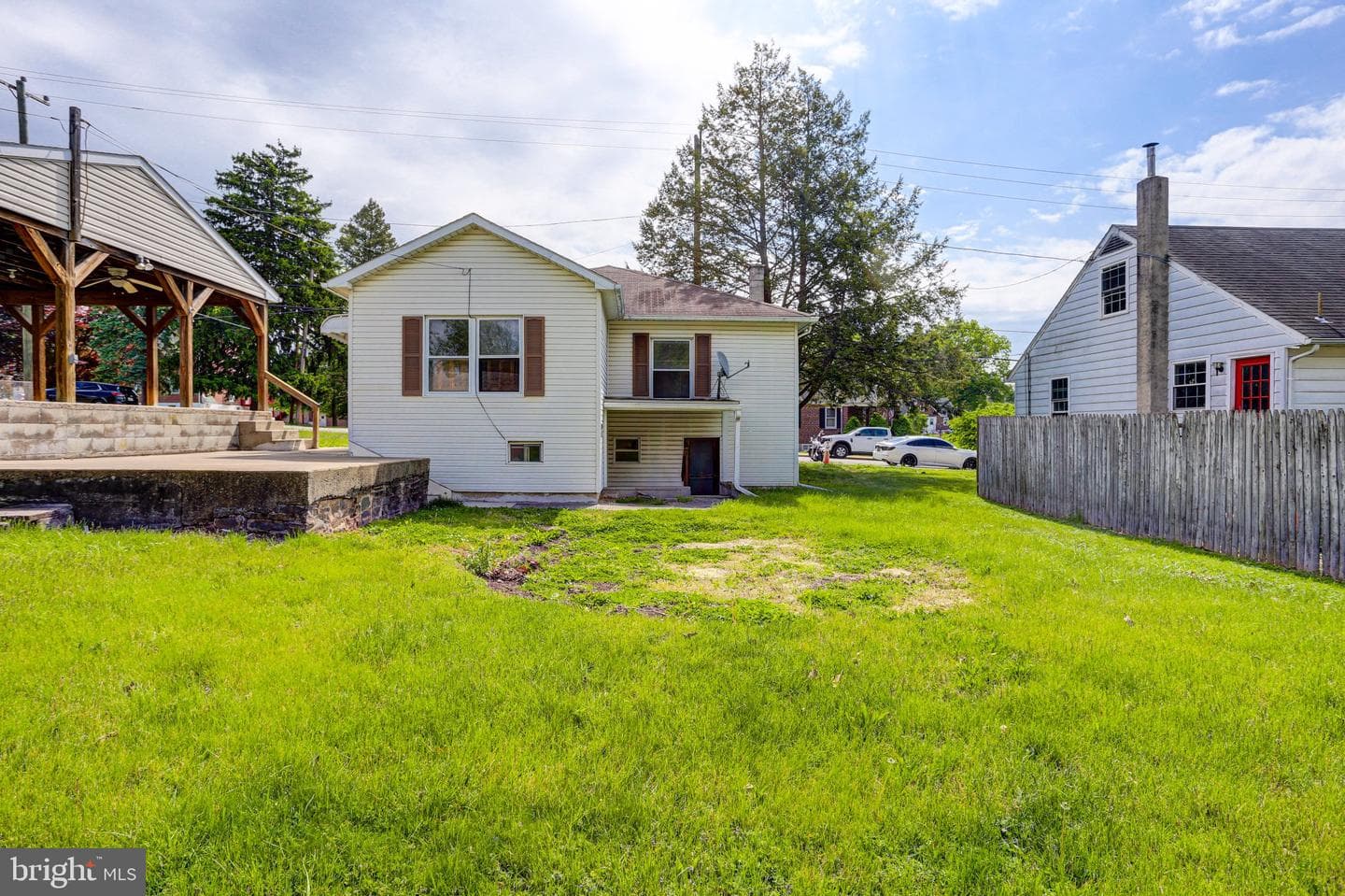 123 S Price Street photo 4