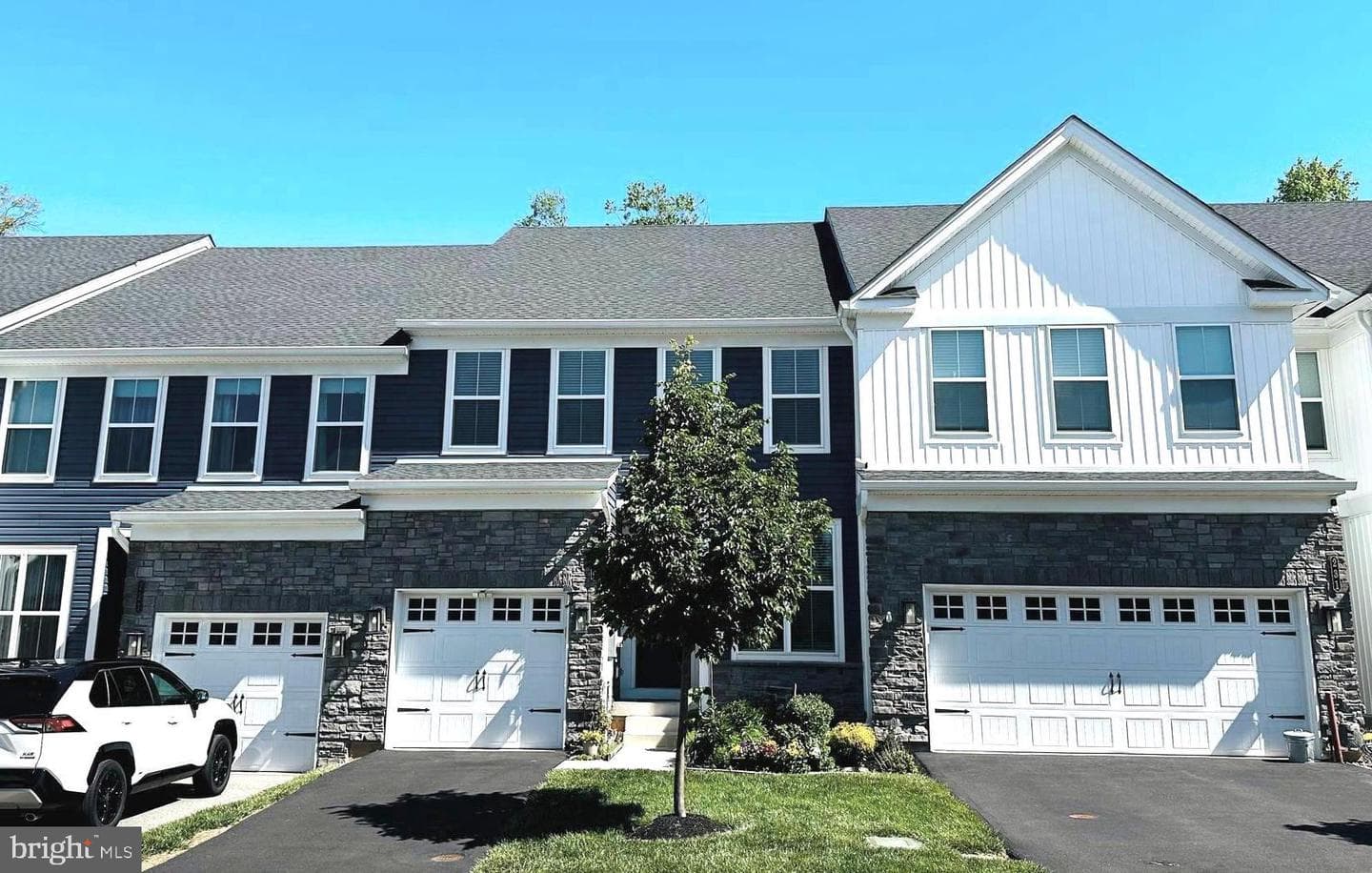 229 Wynstone Court