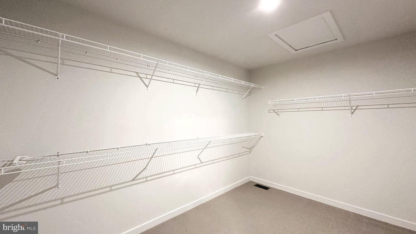 229 Wynstone Court photo 28