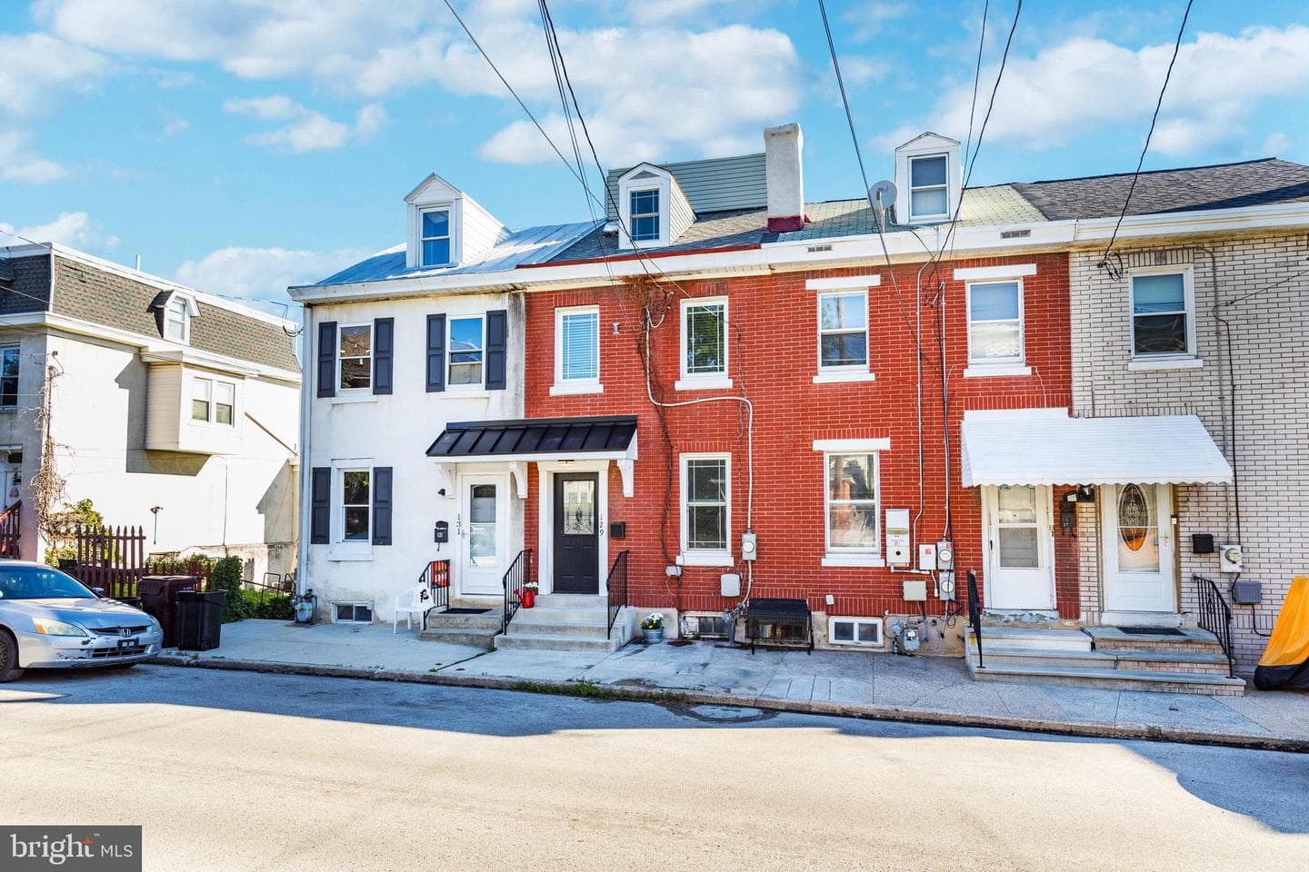 129 W Sixth St, Bridgeport