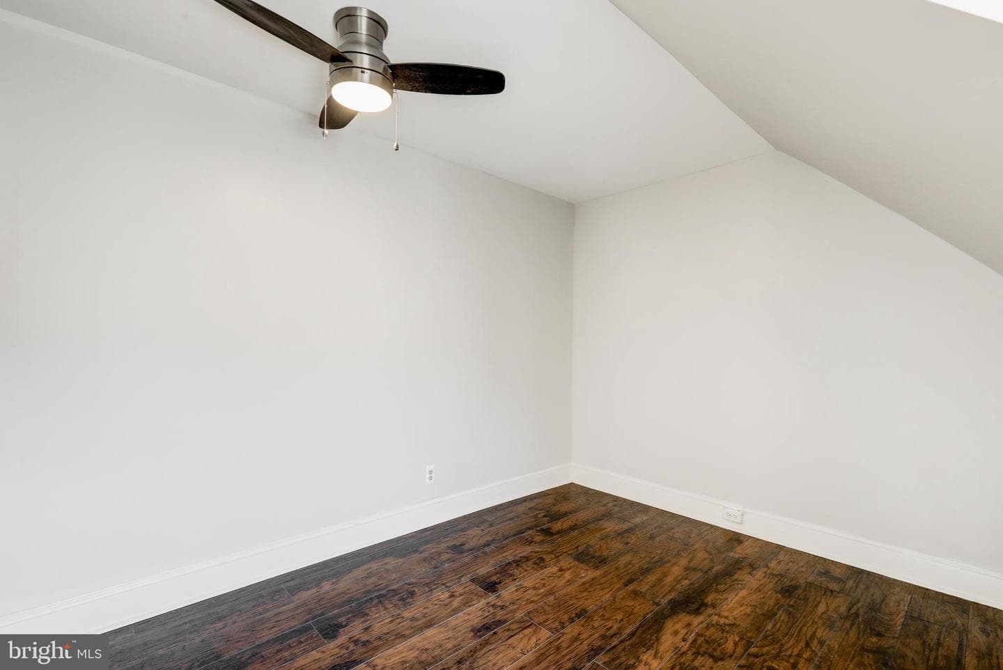 1218 W Airy Street photo 22