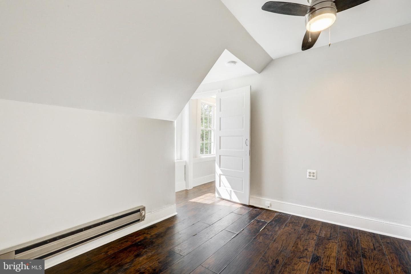 1218 W Airy Street photo 23