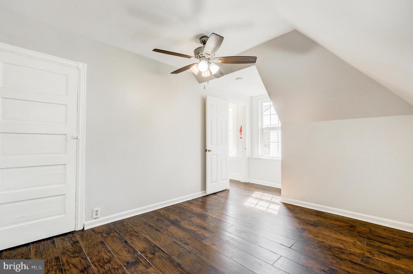 1218 W Airy Street photo 26