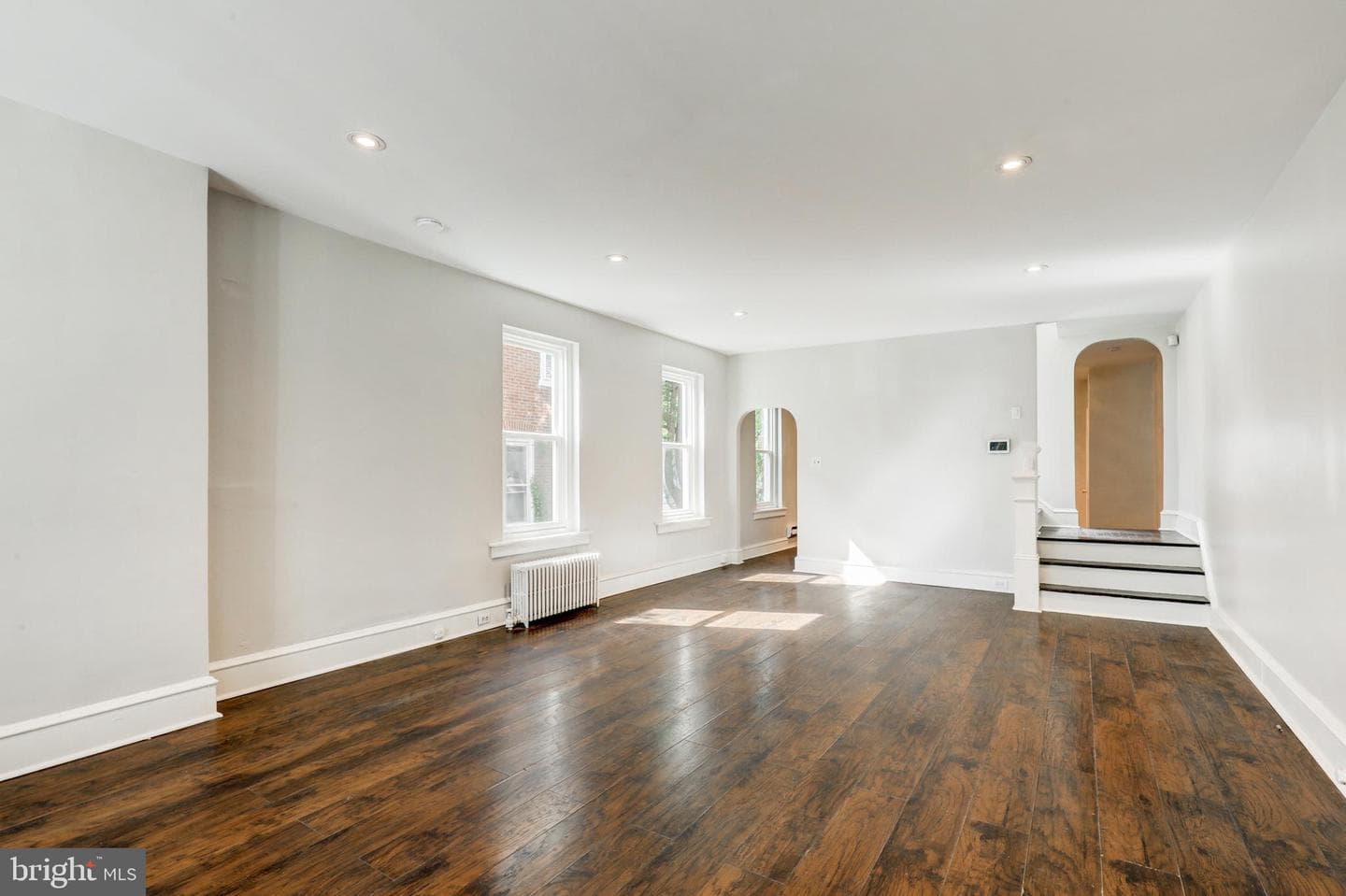 1218 W Airy Street photo 3