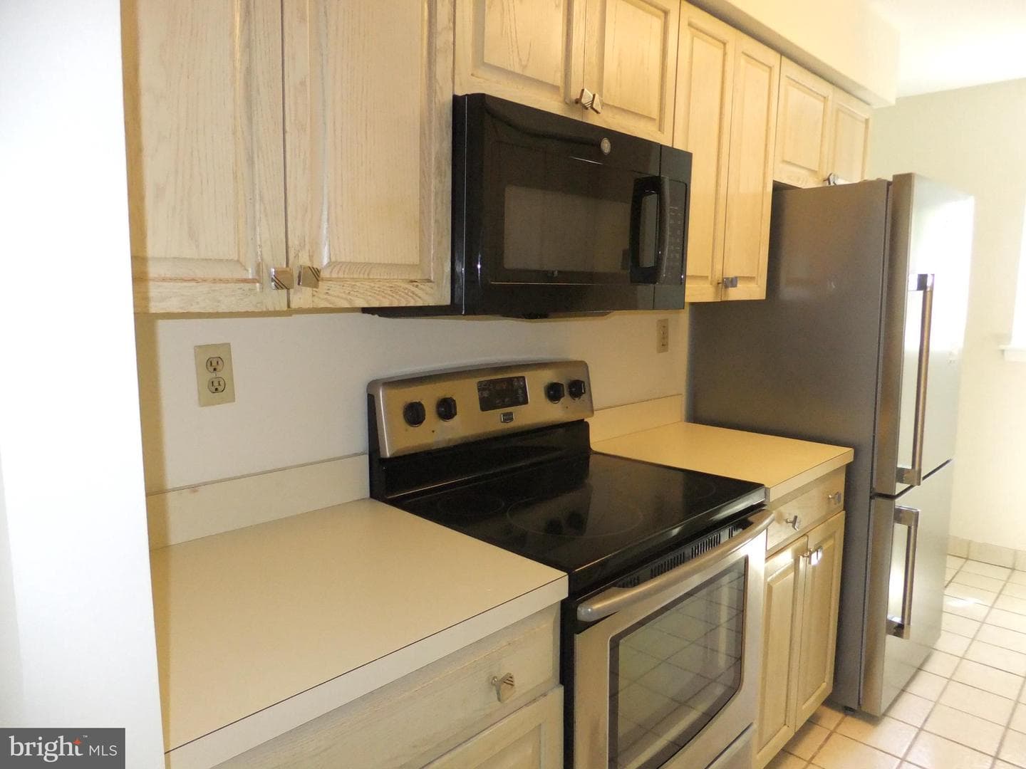 1750 Oakwood Terrace #8f photo 14