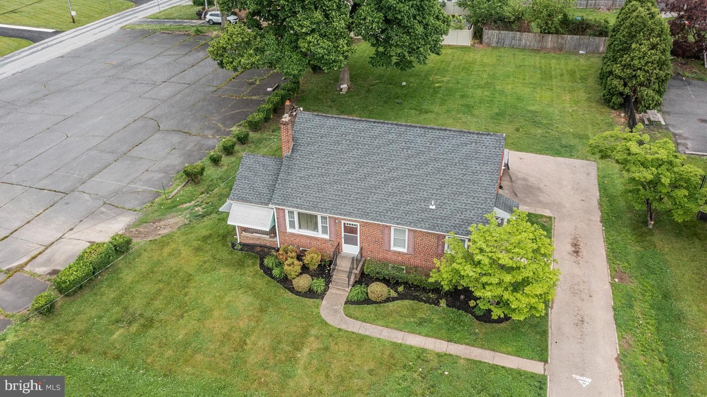 2107 Dekalb Pike, Norristown