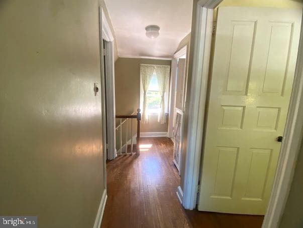 990 N Hills Boulevard photo 11