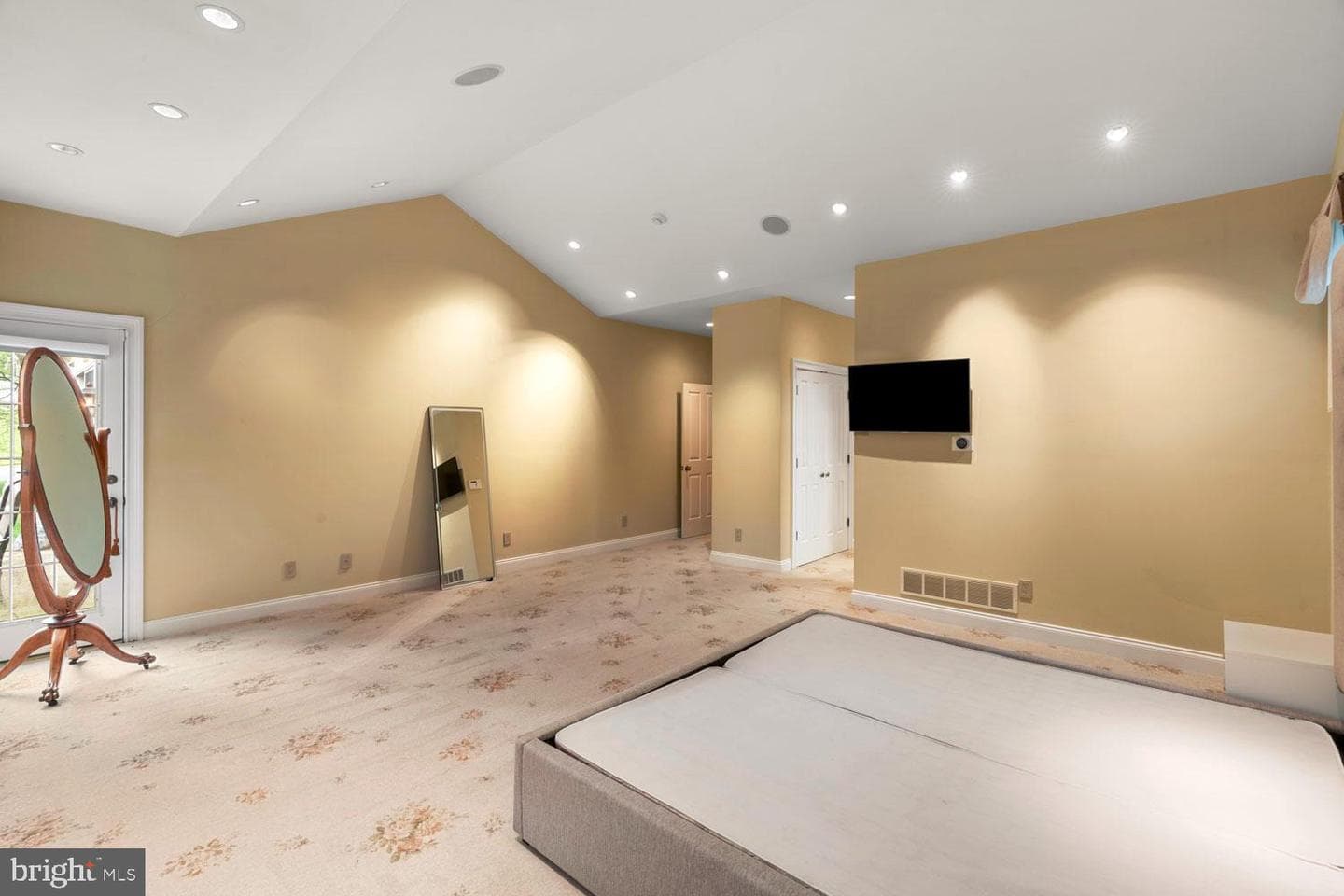 3174 Manor Road photo 23