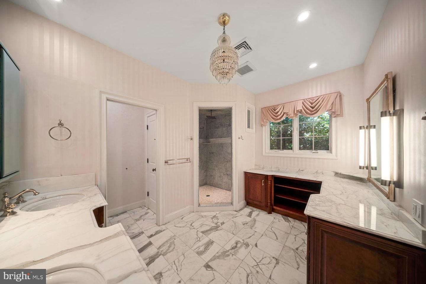 3174 Manor Road photo 24
