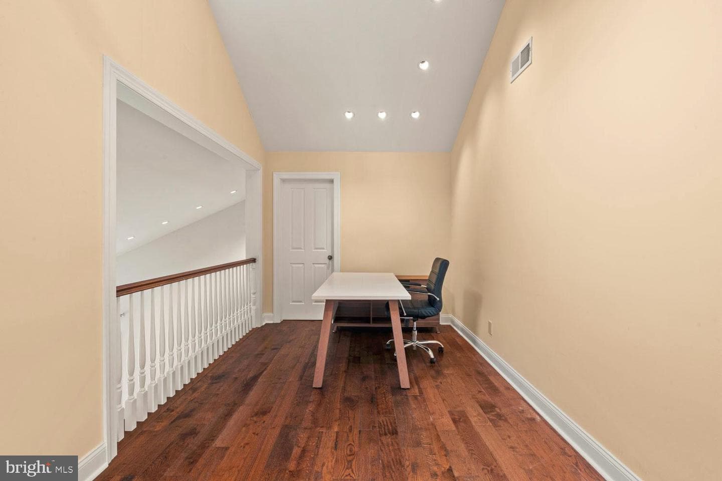 3174 Manor Road photo 38