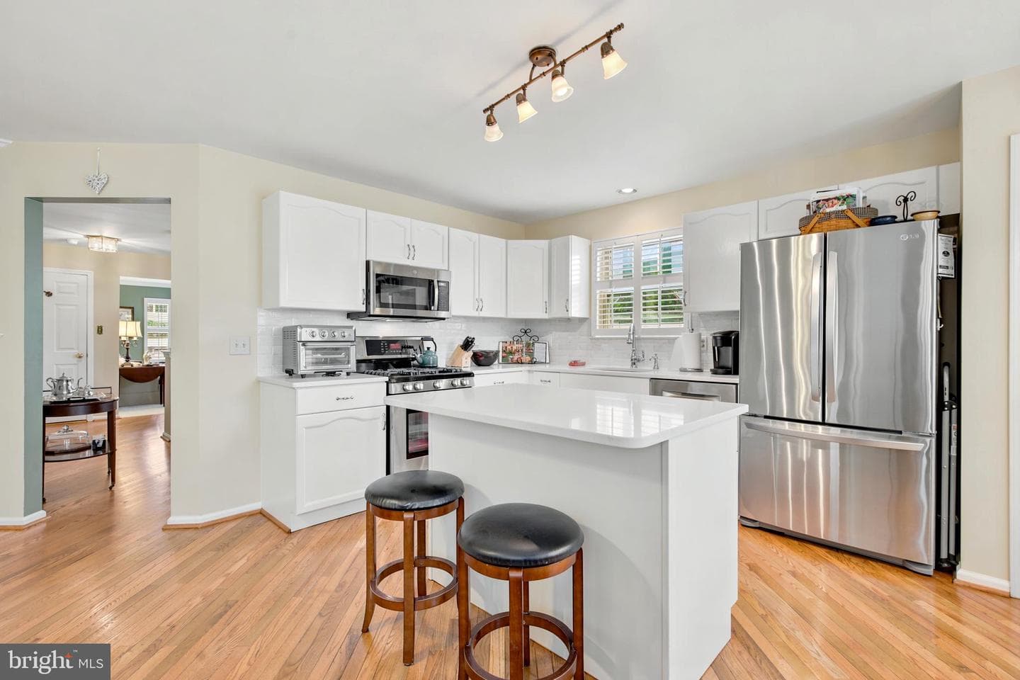 98 Walker Road photo 9