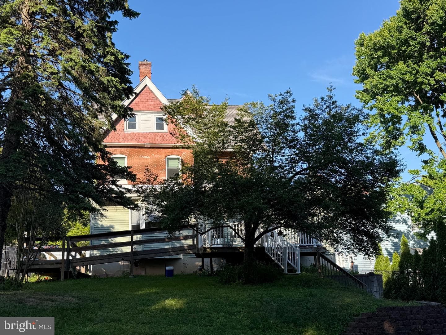309 Highland Avenue photo 10