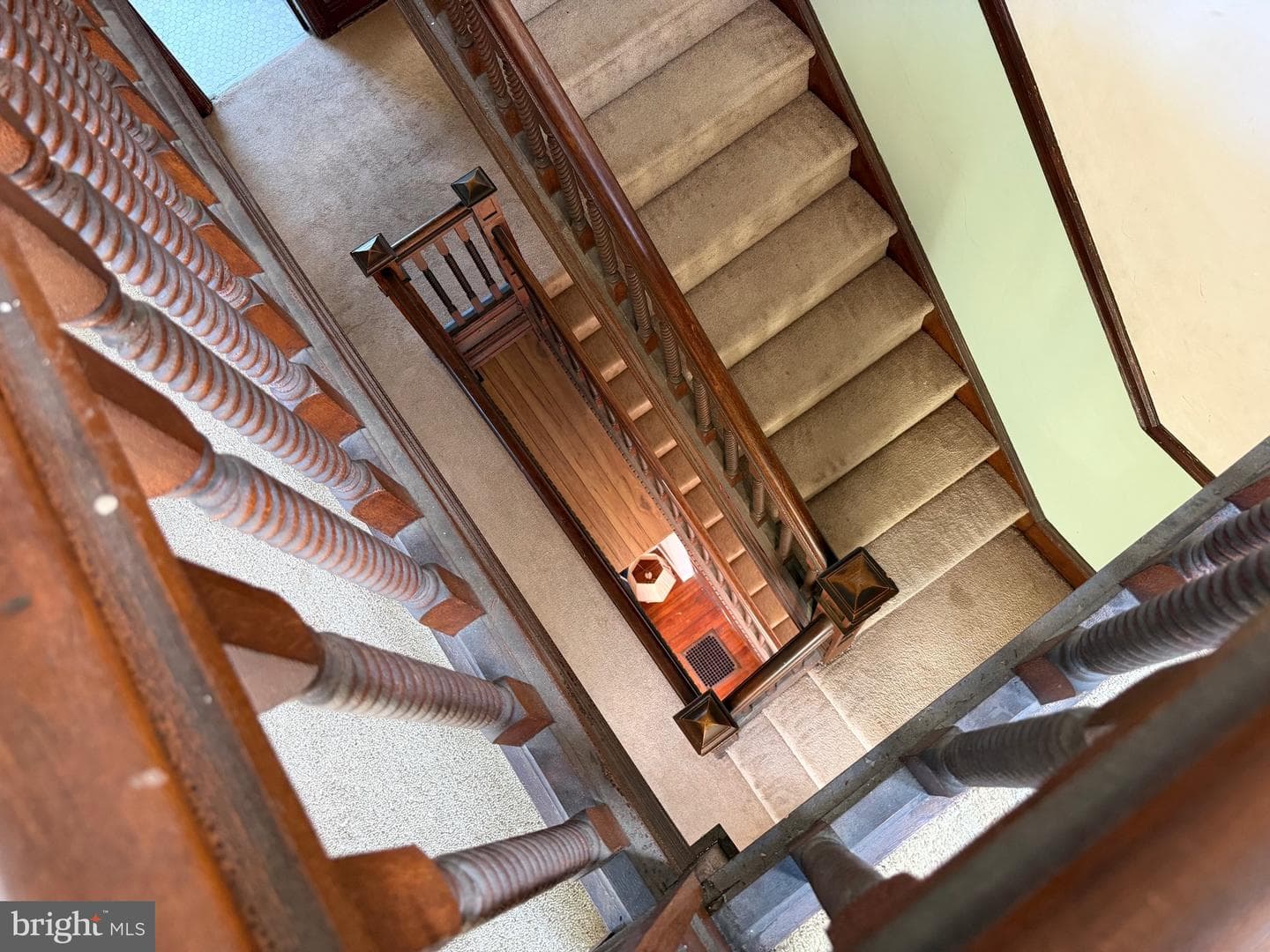 309 Highland Avenue photo 7