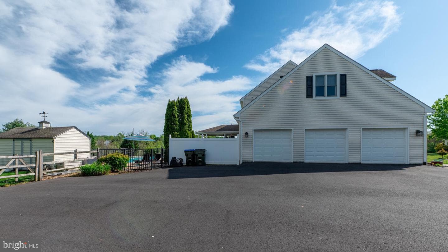210 Jordan Drive photo 63