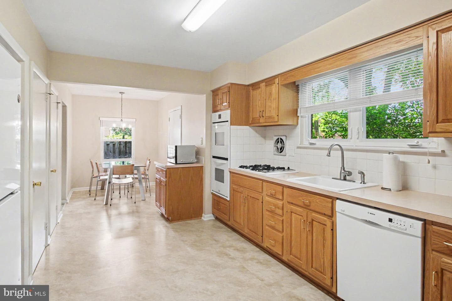 336 Weymouth Road photo 11