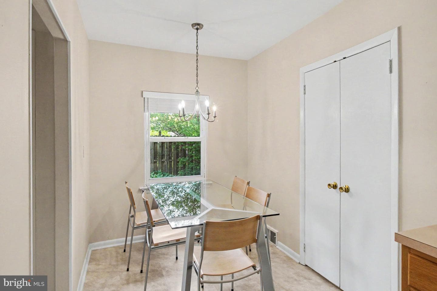 336 Weymouth Road photo 57