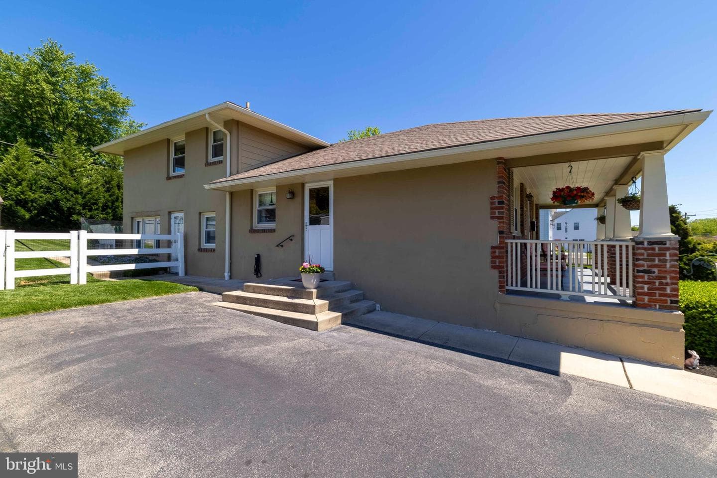 423 Jefferson Street photo 26