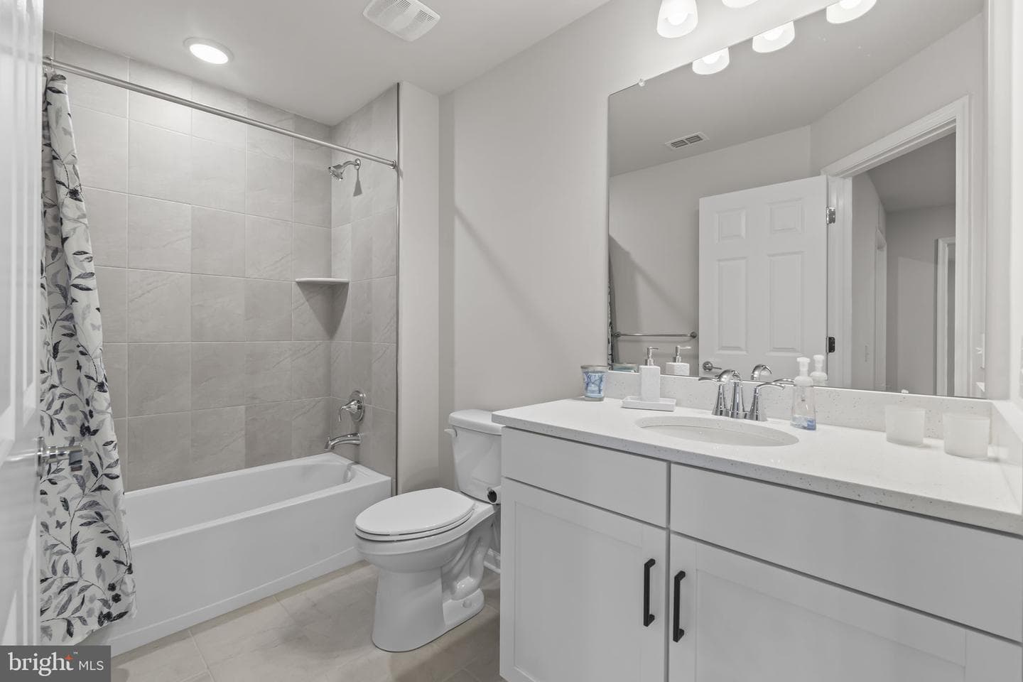 623 Liberty Ridge Road photo 32