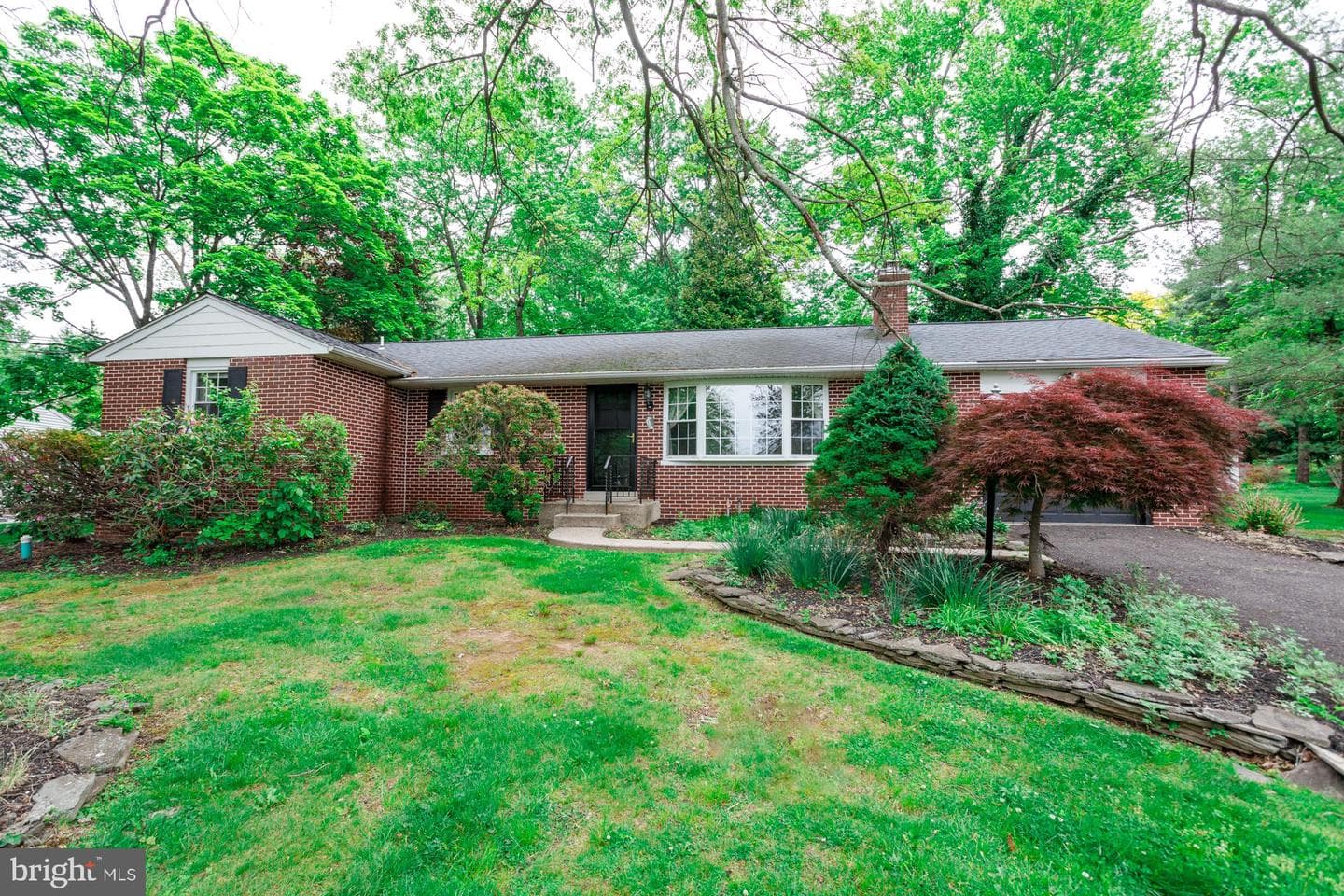 110 Knollwood Drive