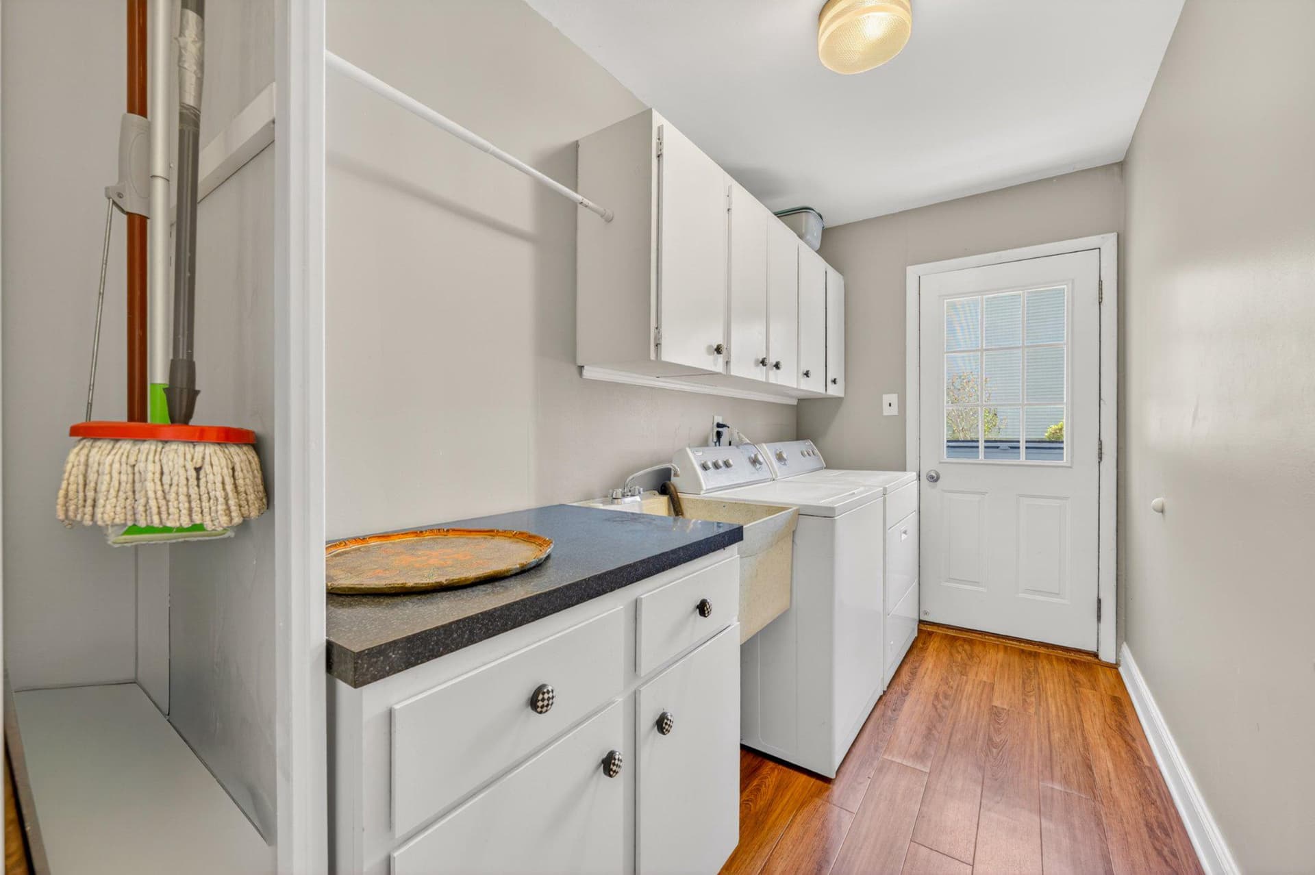 556 Grapevine Drive photo 32