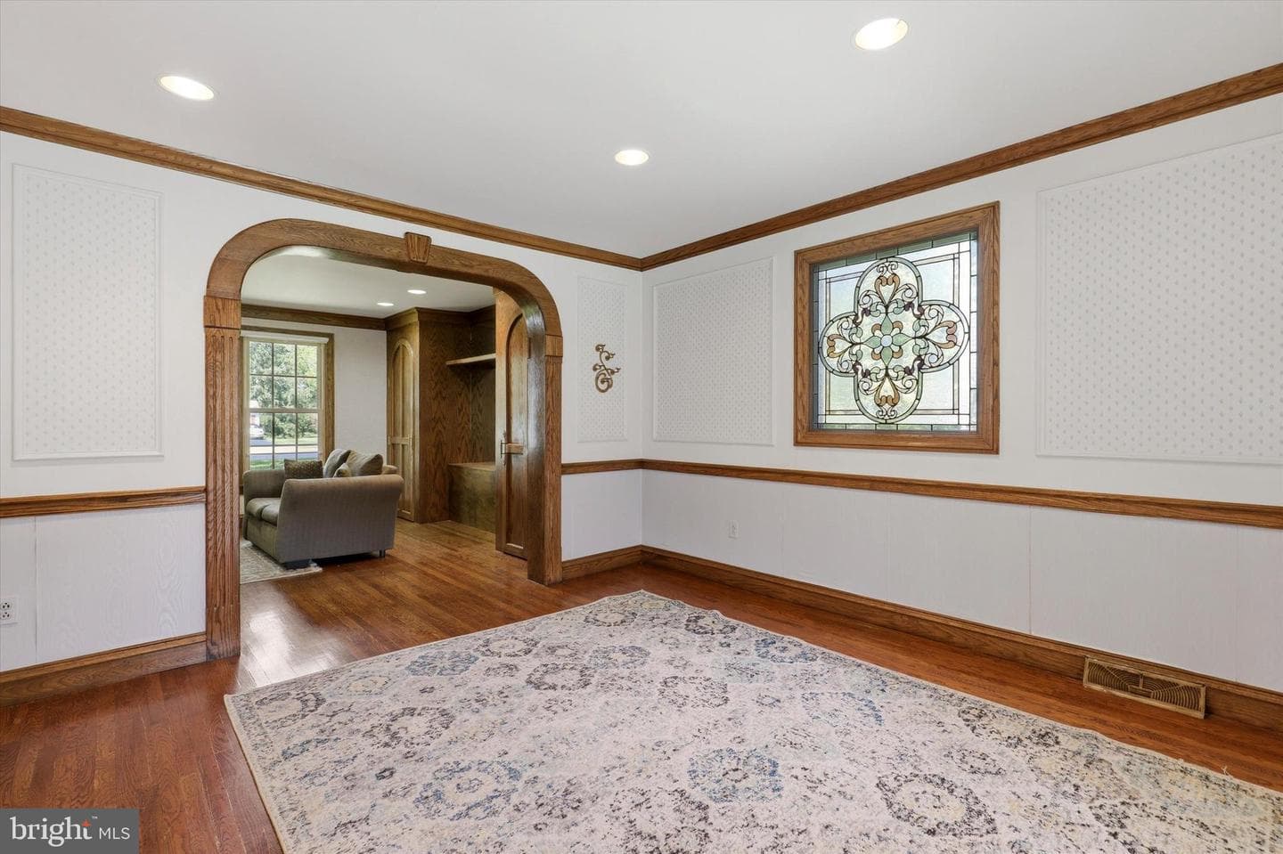 746 Wright Drive photo 10