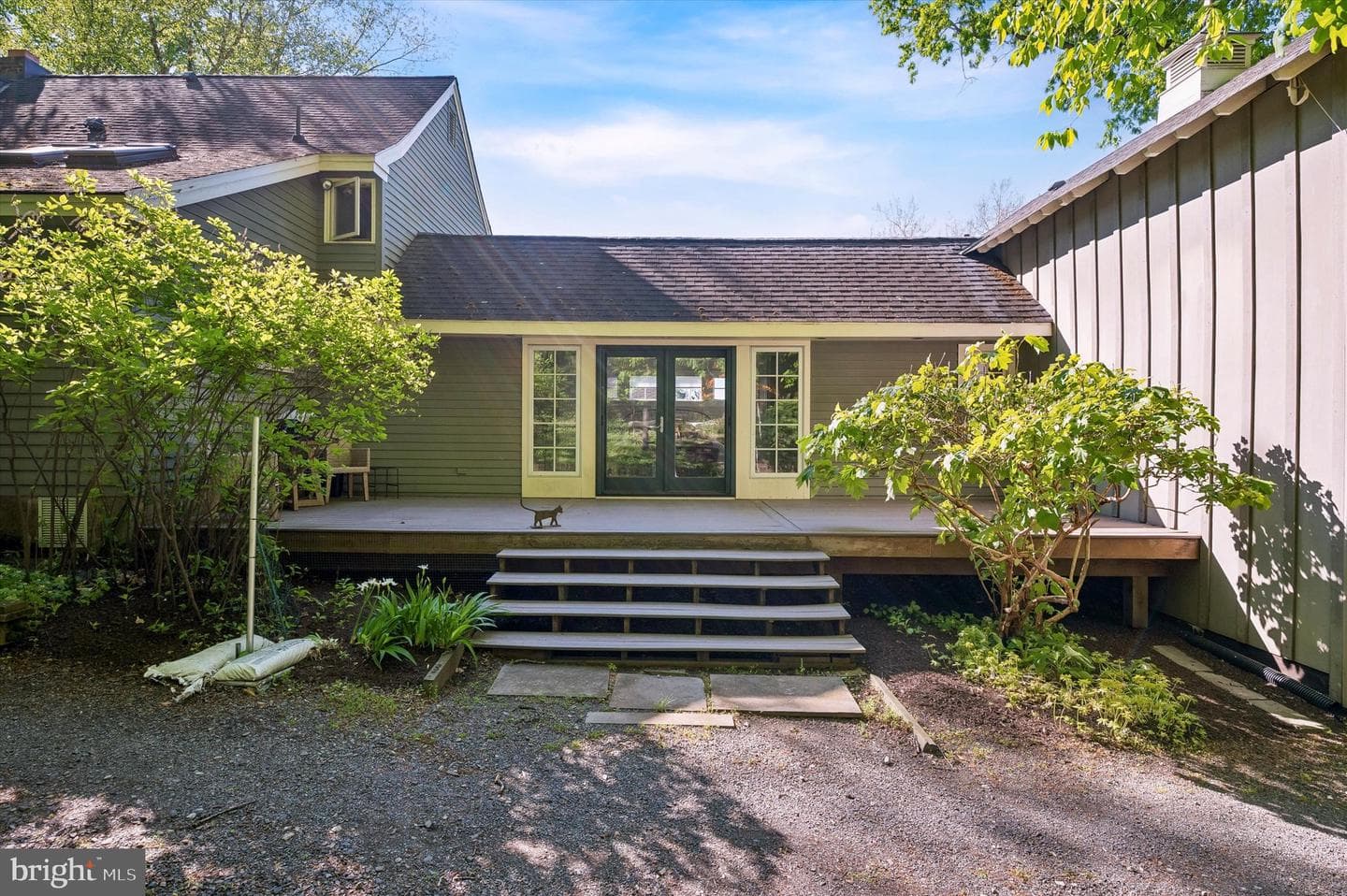 8901 Montgomery Avenue photo 3