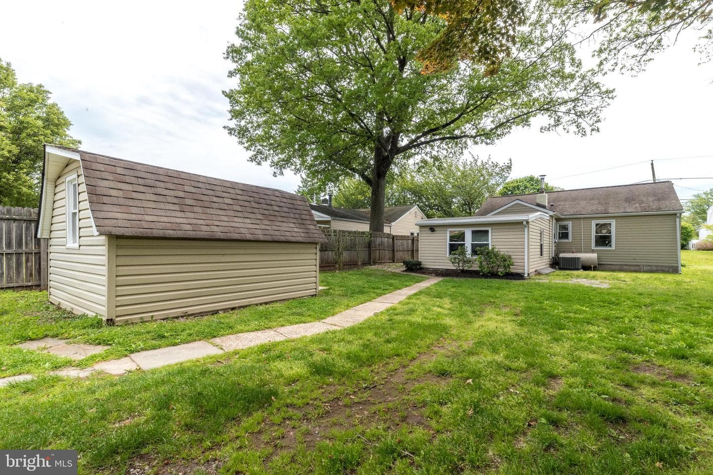 626 Susquehanna Avenue photo 32