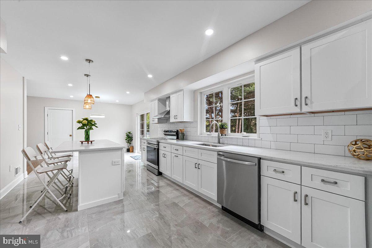 3740 Thompson Road photo 16