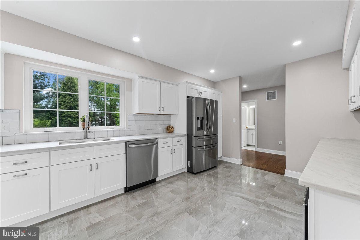 3740 Thompson Road photo 20