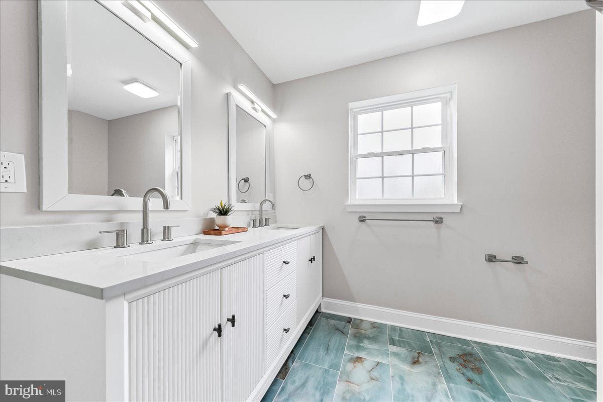 3740 Thompson Road photo 28