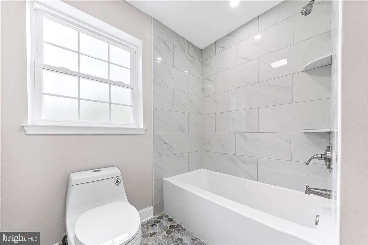 3740 Thompson Road photo 37