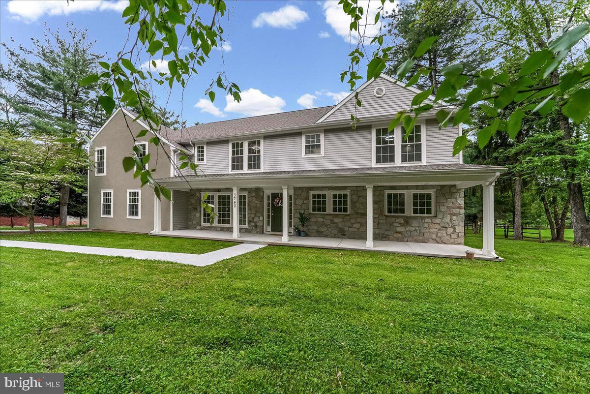 3740 Thompson Road photo 4