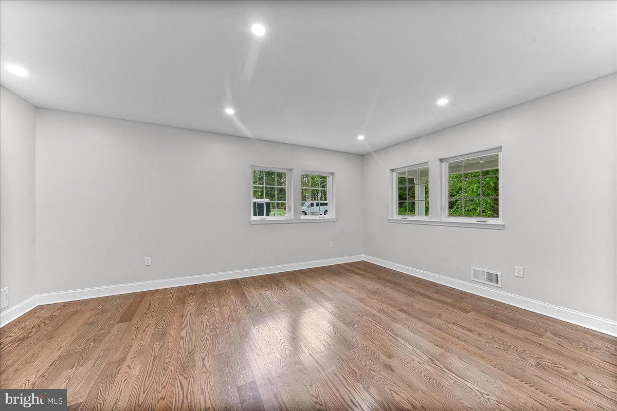 3740 Thompson Road photo 41
