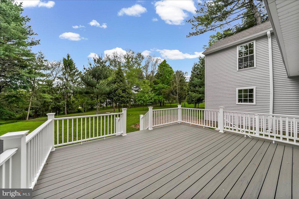 3740 Thompson Road photo 57