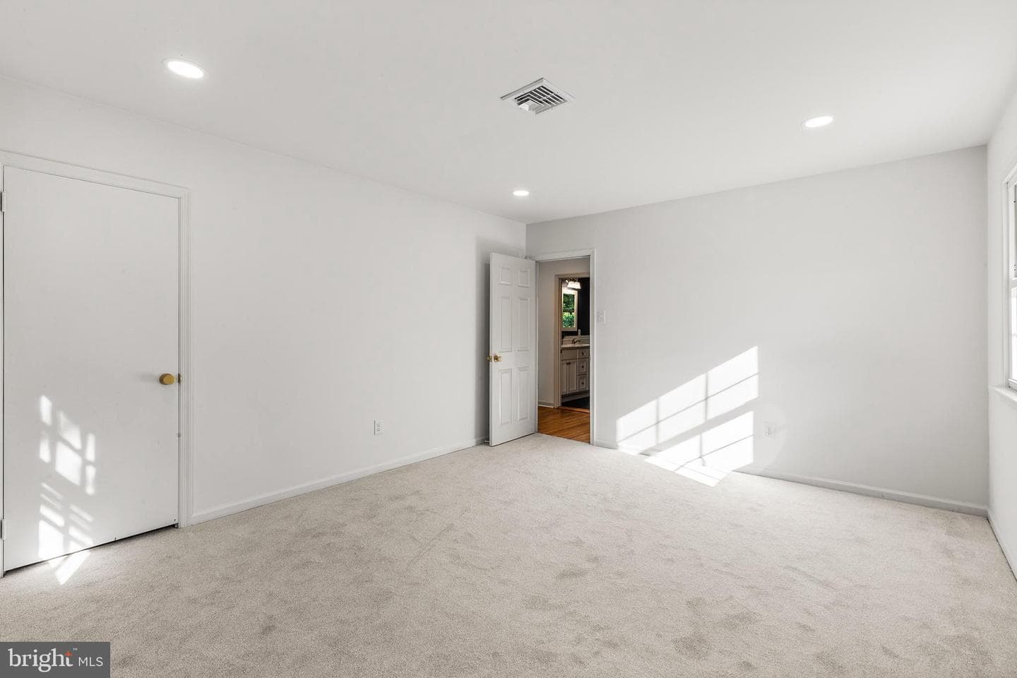 563 Applewood Drive photo 28