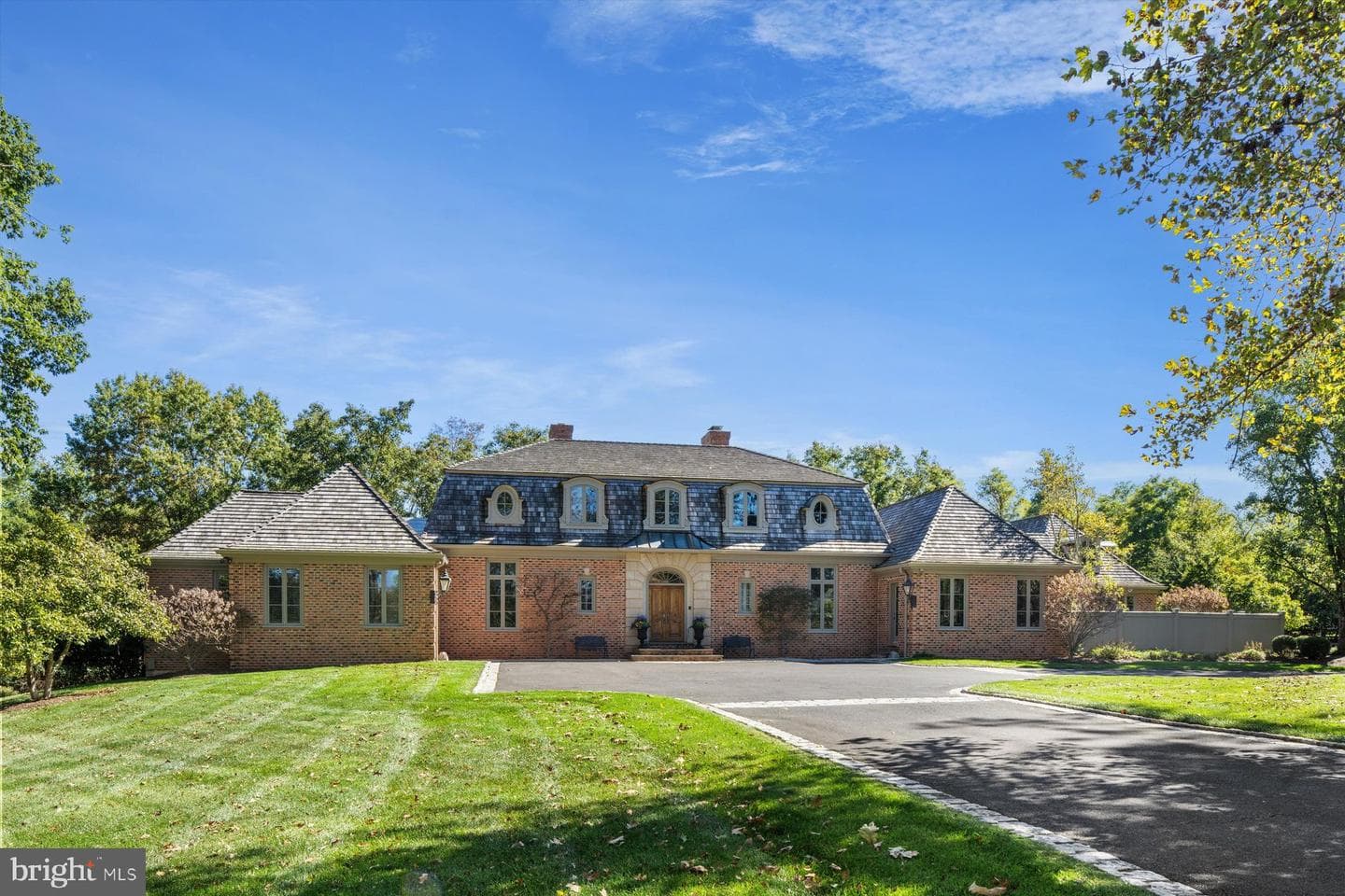 6220 Sheaff Lane photo 3