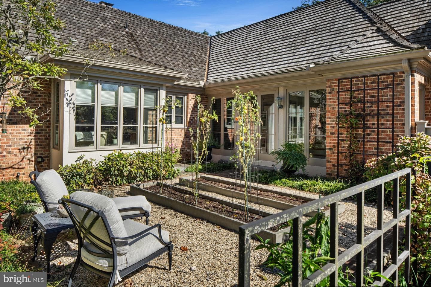 6220 Sheaff Lane photo 47