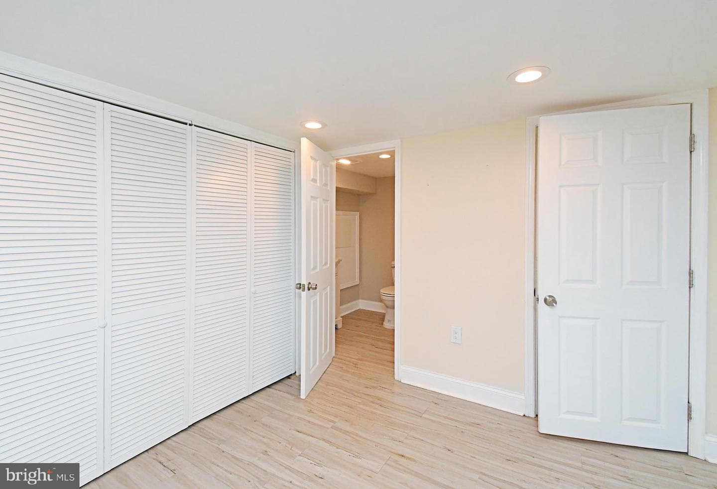 2108 N Line Street photo 32