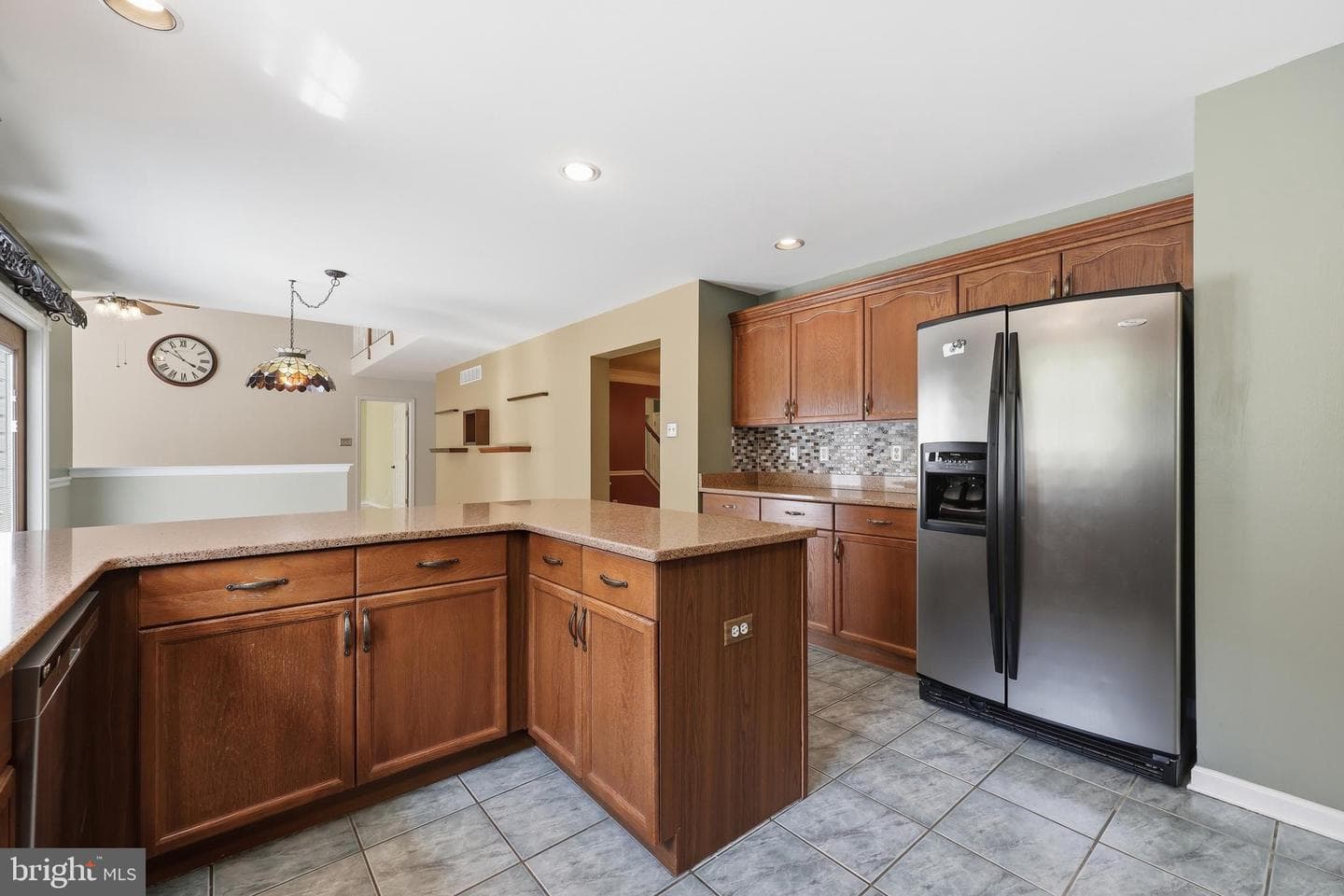 210 Meng Road photo 16