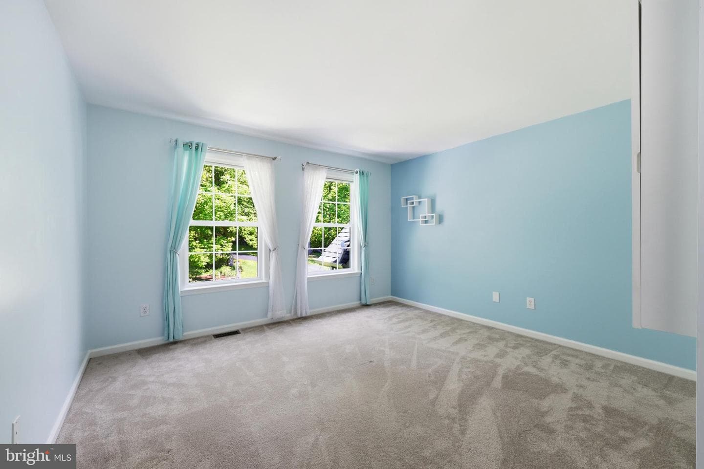 210 Meng Road photo 39