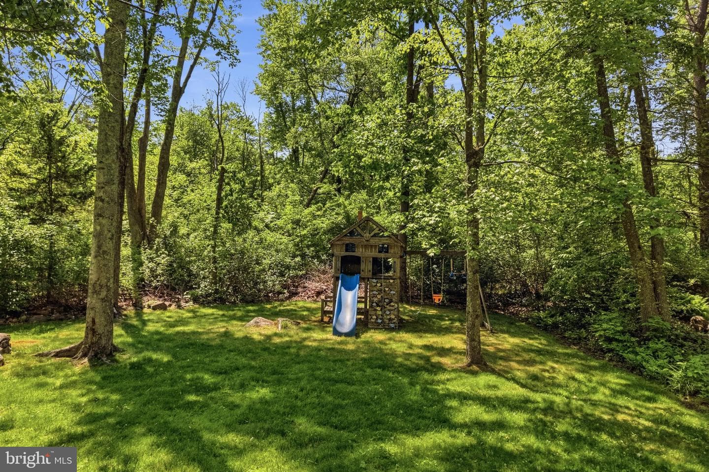 210 Meng Road photo 79