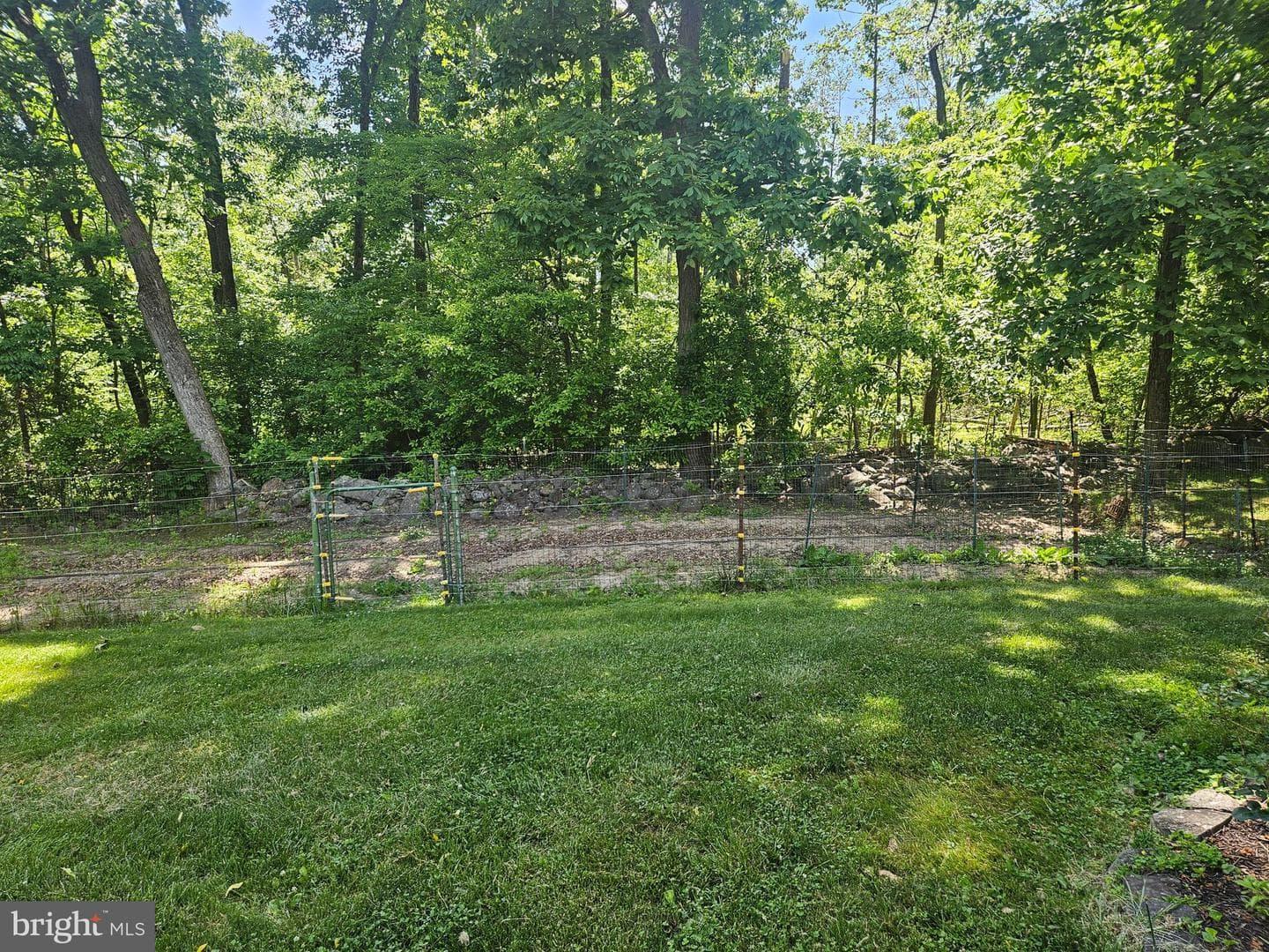210 Meng Road photo 93
