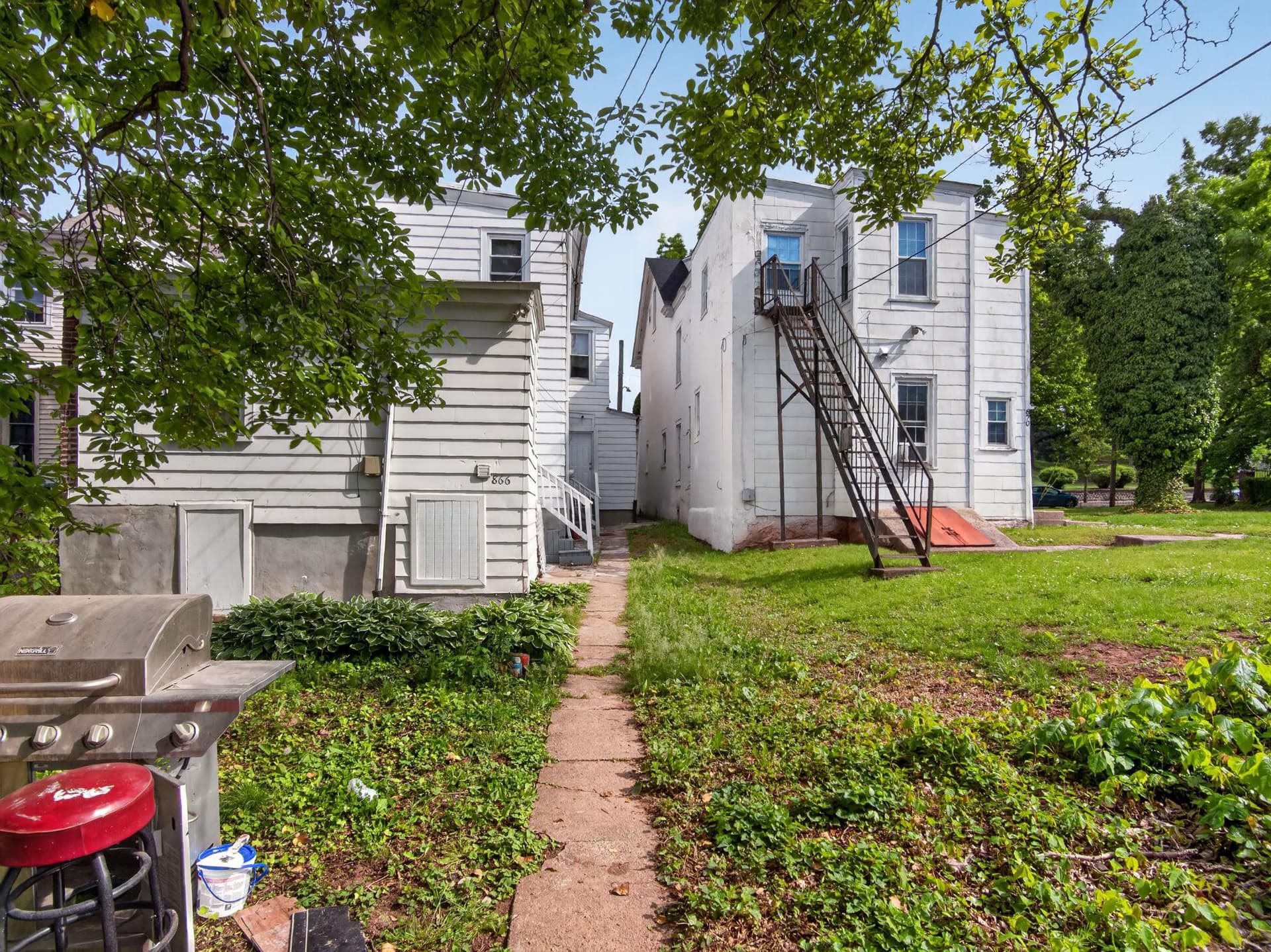 866 E High Street photo 22