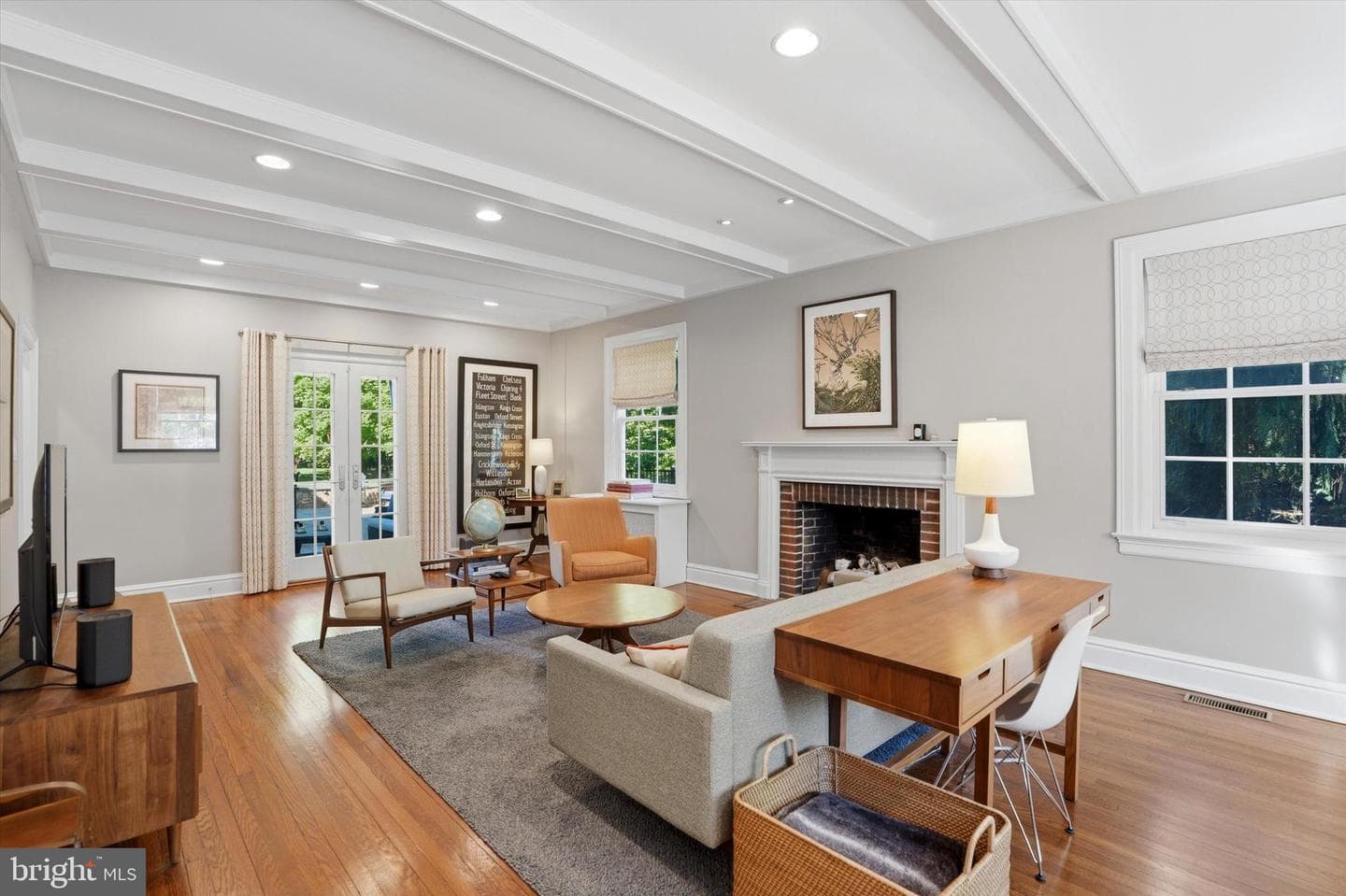 207 Curwen Road photo 10