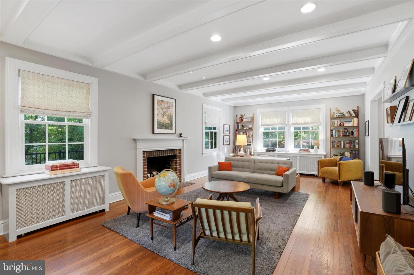207 Curwen Road photo 11