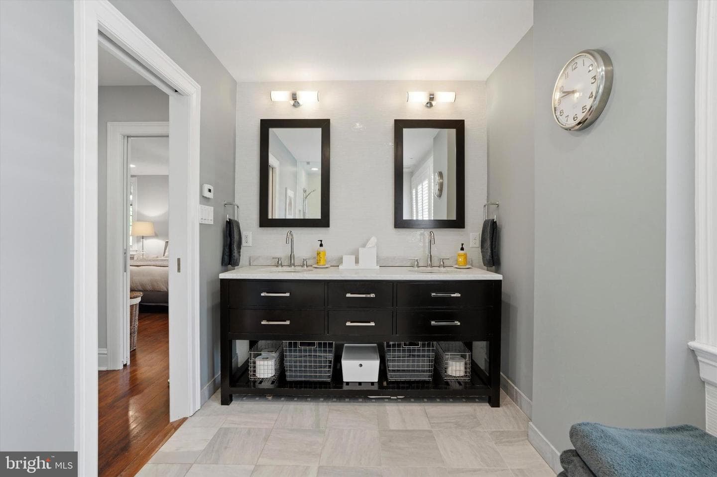 207 Curwen Road photo 31