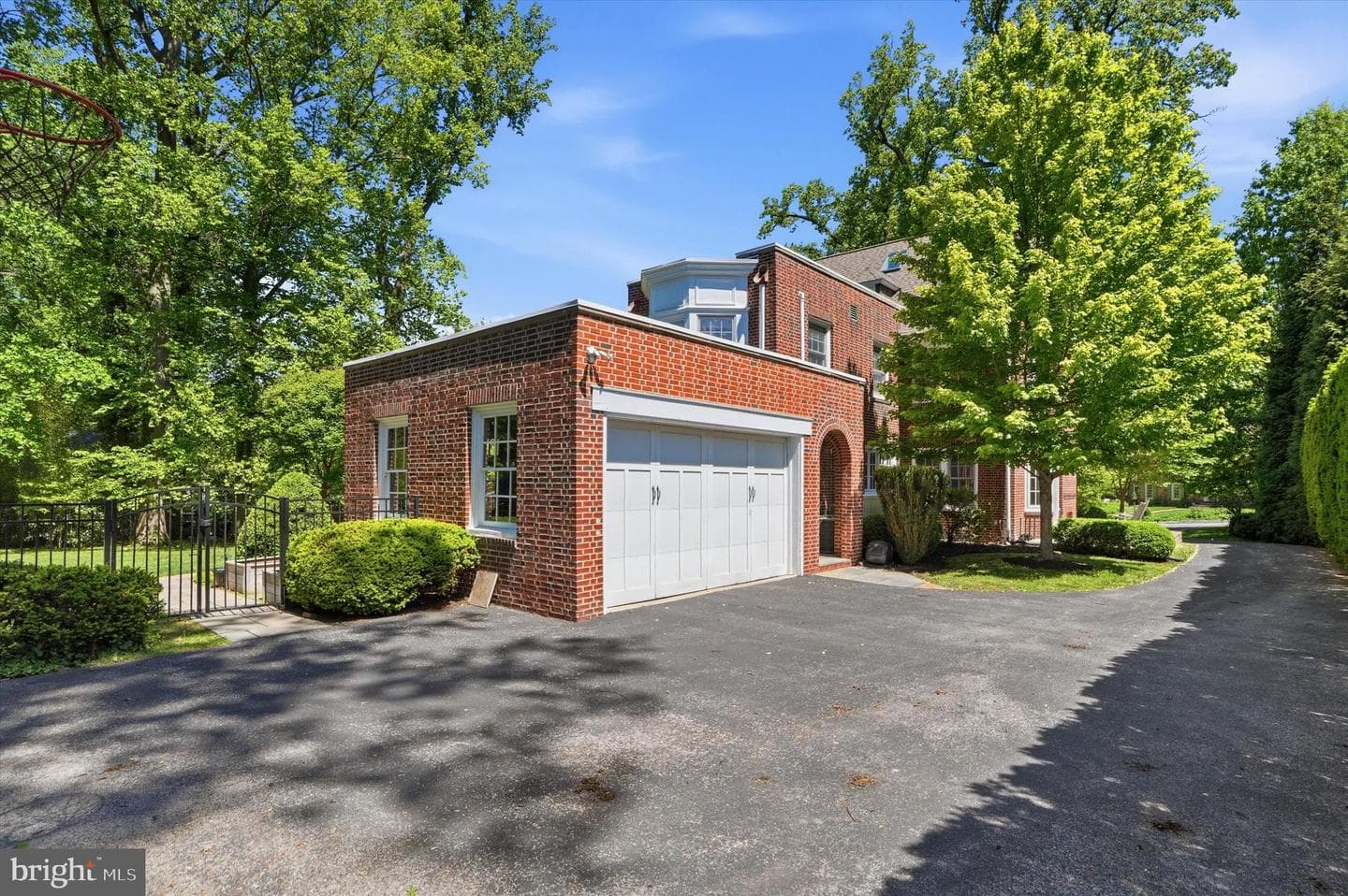 207 Curwen Road photo 51